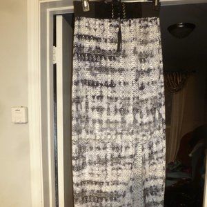 No Boundaries  Lace Lined High-Waisted Black/ White  Maxi Skirt Size L (11-13)